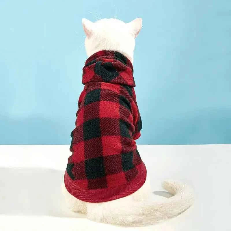 Cozy Plaid Flannel Pet Sweater – Perfect Warmth for Your Cat or Small Dog