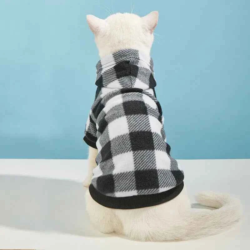 Cozy Plaid Flannel Pet Sweater – Perfect Warmth for Your Cat or Small Dog