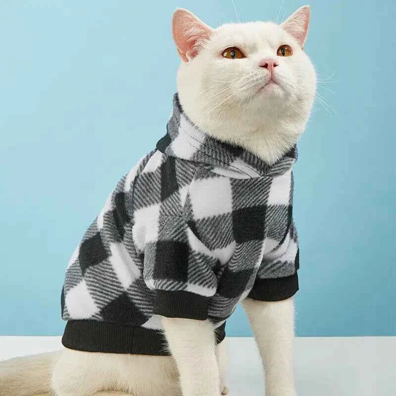 Cozy Plaid Flannel Pet Sweater – Perfect Warmth for Your Cat or Small Dog