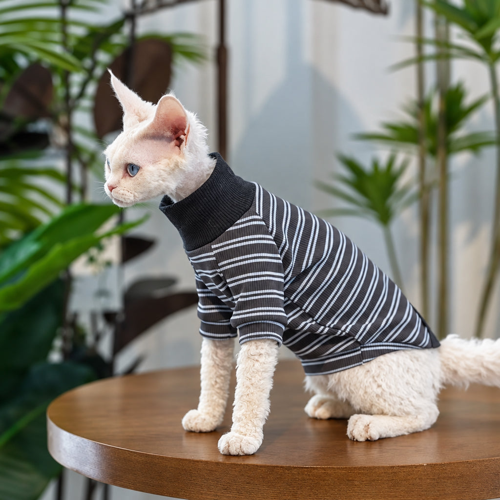 Cat high-neck T-shirt