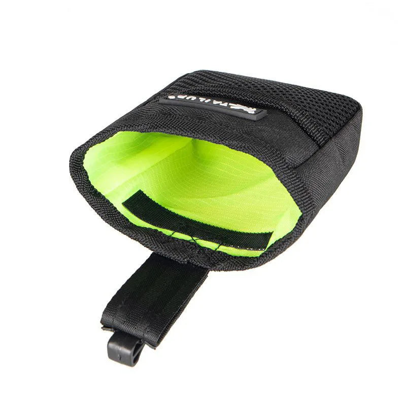 Dog Training Treat Pouch - Waggy World
