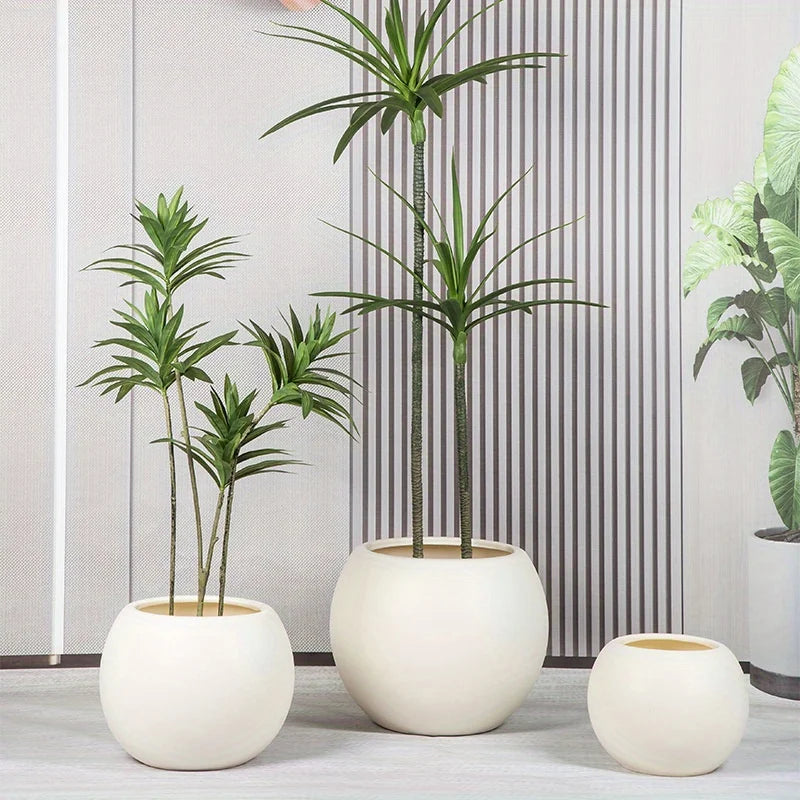 Round Plastic Flower Pot
