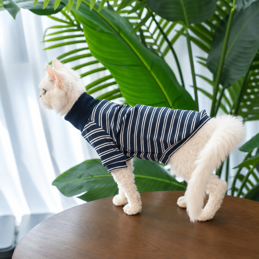 Cat high-neck T-shirt